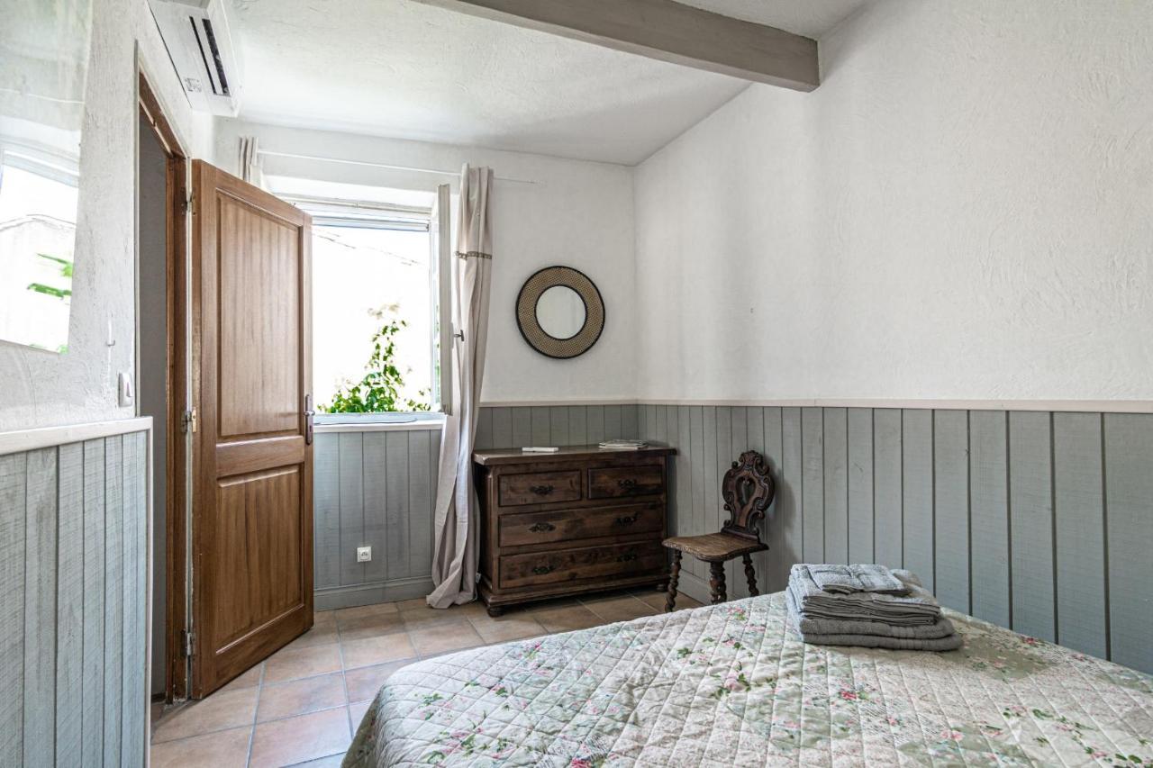 Maison De Village Au Coeur De Л'Іль-сюр-ла-Сорг Екстер'єр фото